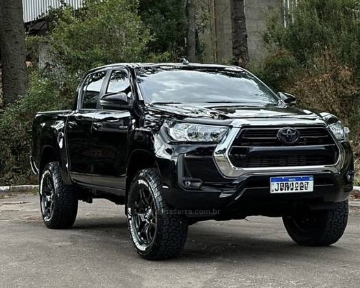 TOYOTA HILUX 2.8 D-4D TURBO DIESEL CD SRV 4X4 AUTOMÁTICO TOYOTA HILUX 2.8 D-4D TURBO DIESEL CD SRV 4X4 AUTOMÁTICO